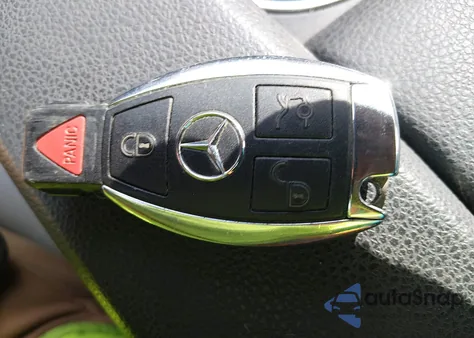 2012 Mercedes-Benz C 250 Sport from USA, damaged, VIN WDDGF4HB3CR211807